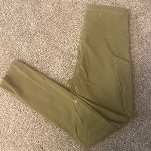 Lululemon leggings